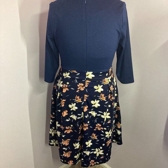 IHot Dress, Size XL, NWT - Picture 3 of 6